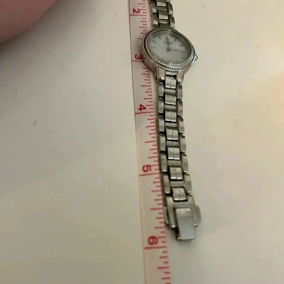 Silver watch - Picture 2 of 3